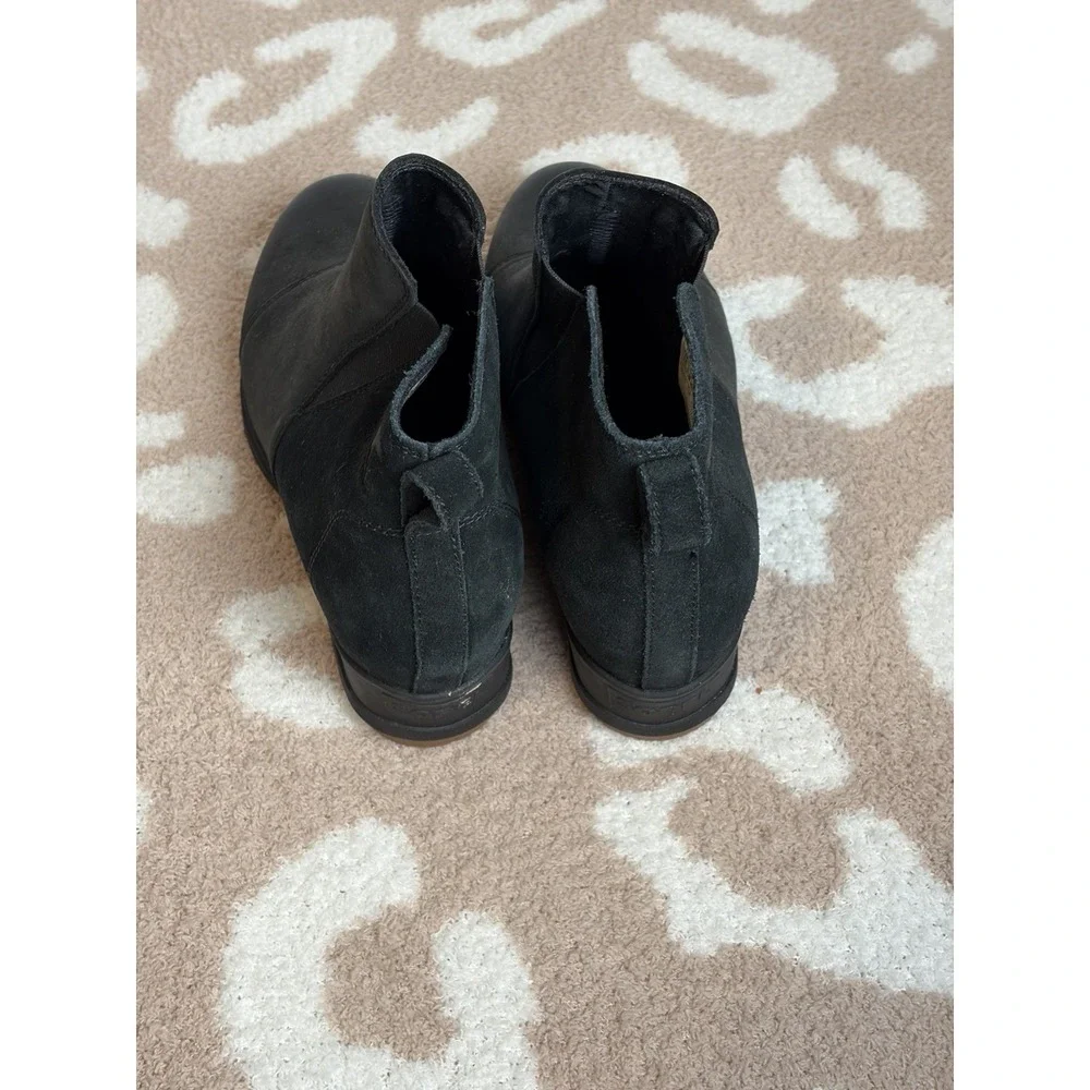 Sorel Women's Evie Boot Hidden Wedge Heel Bootie Black Suede Pull on, Size 9.5